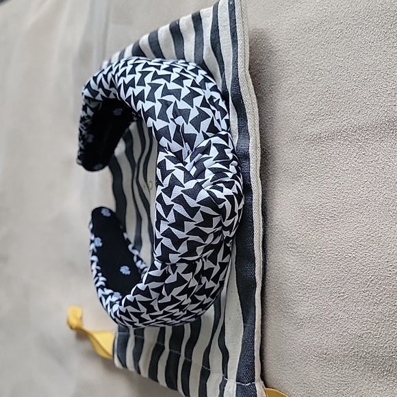 Headband - Picture 3 of 3